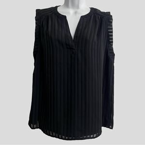 Banana Republic Black ruffled sleeveless top Medium